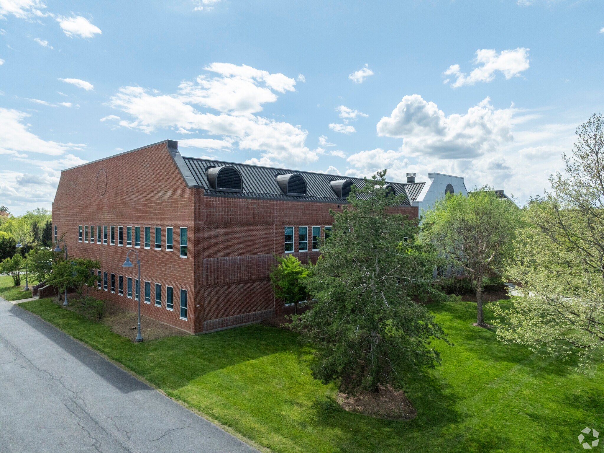 27 Jackson Rd, Devens, MA à louer Photo principale– Image 1 sur 7
