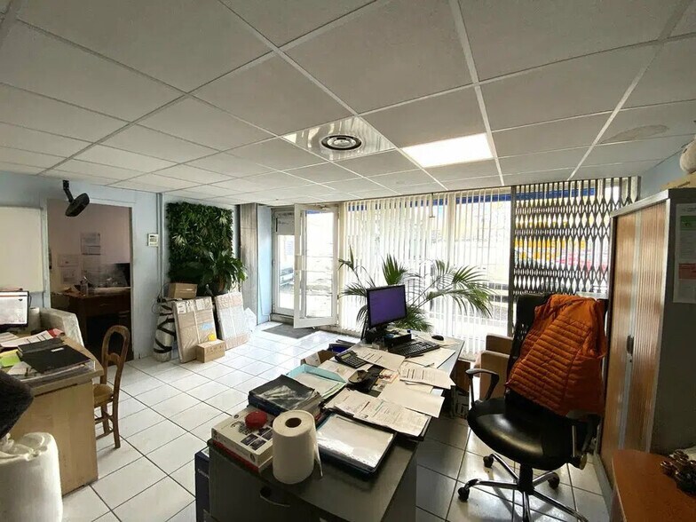 Local commercial dans Nice à vendre - Photo de l’immeuble – Image 2 sur 8
