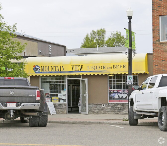 2010 20th St, Didsbury, AB à vendre - Photo de l’immeuble – Image 2 sur 4