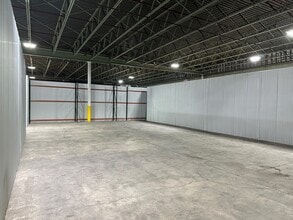 567-575 N Midland Ave, Saddle Brook, NJ à louer Photo intérieure– Image 2 sur 4