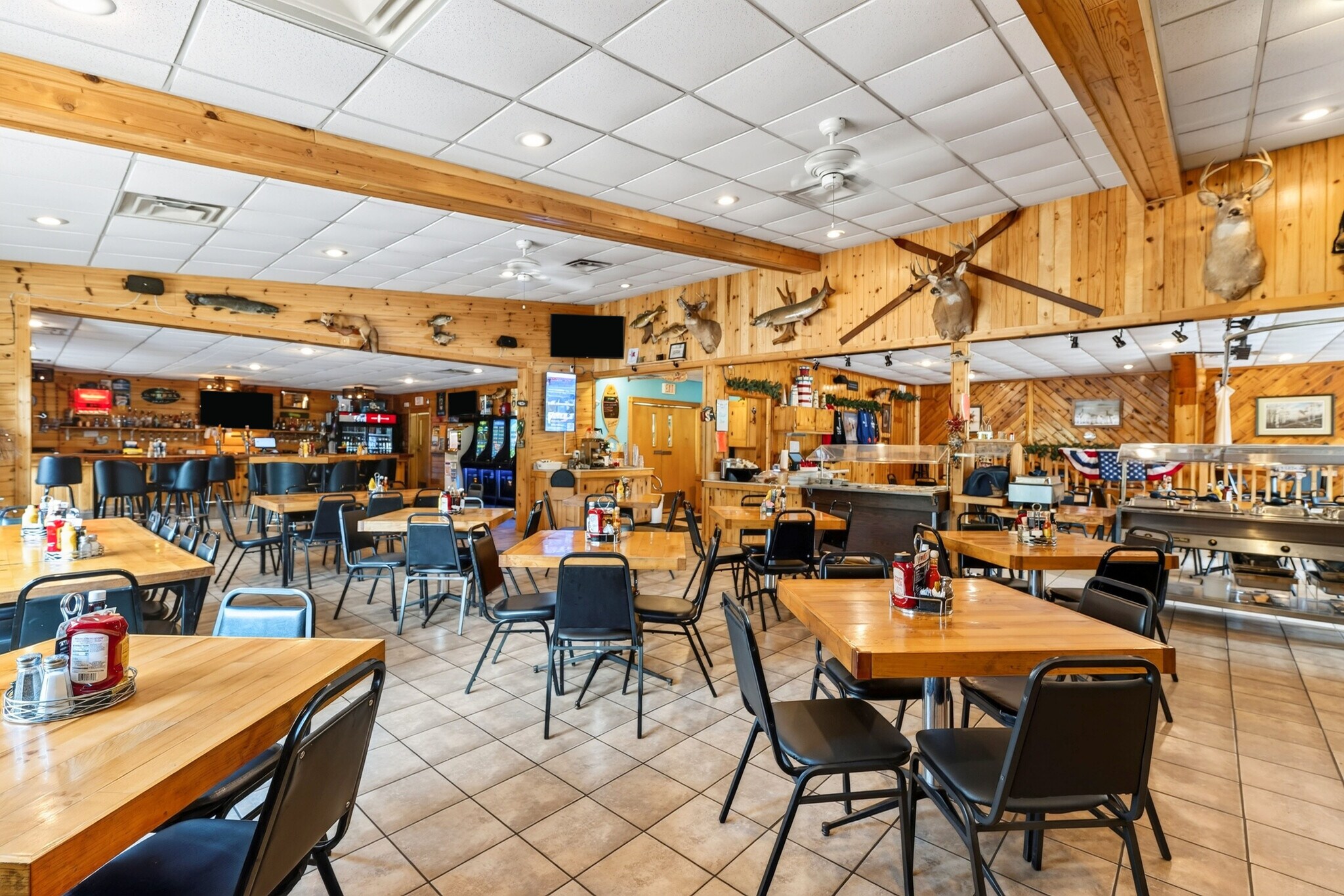 W7916 Hwy 70, Spooner, WI à vendre Photo de l’immeuble– Image 1 sur 12