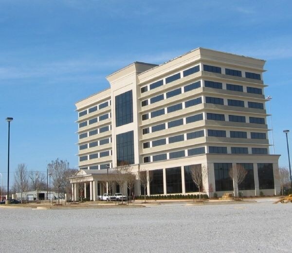 2101 Clinton Ave, Huntsville, AL à louer - Photo de l’immeuble – Image 3 sur 3