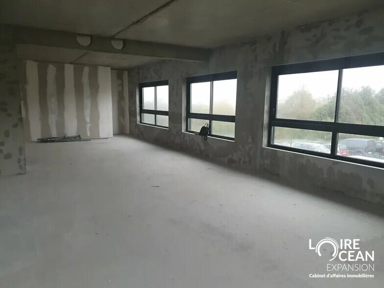 Bureau dans Guérande à louer - Photo de l’immeuble – Image 1 sur 4