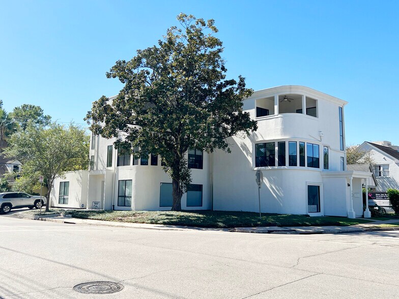 2401 Sunset Blvd, Houston, TX à louer - Photo de l’immeuble – Image 1 sur 9
