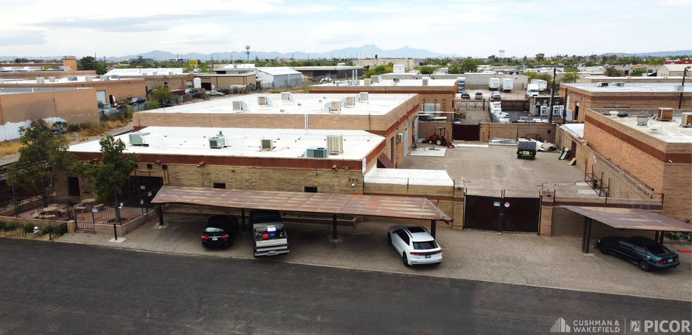 546 E 25th St, Tucson, AZ à vendre - Photo de l’immeuble – Image 1 sur 7