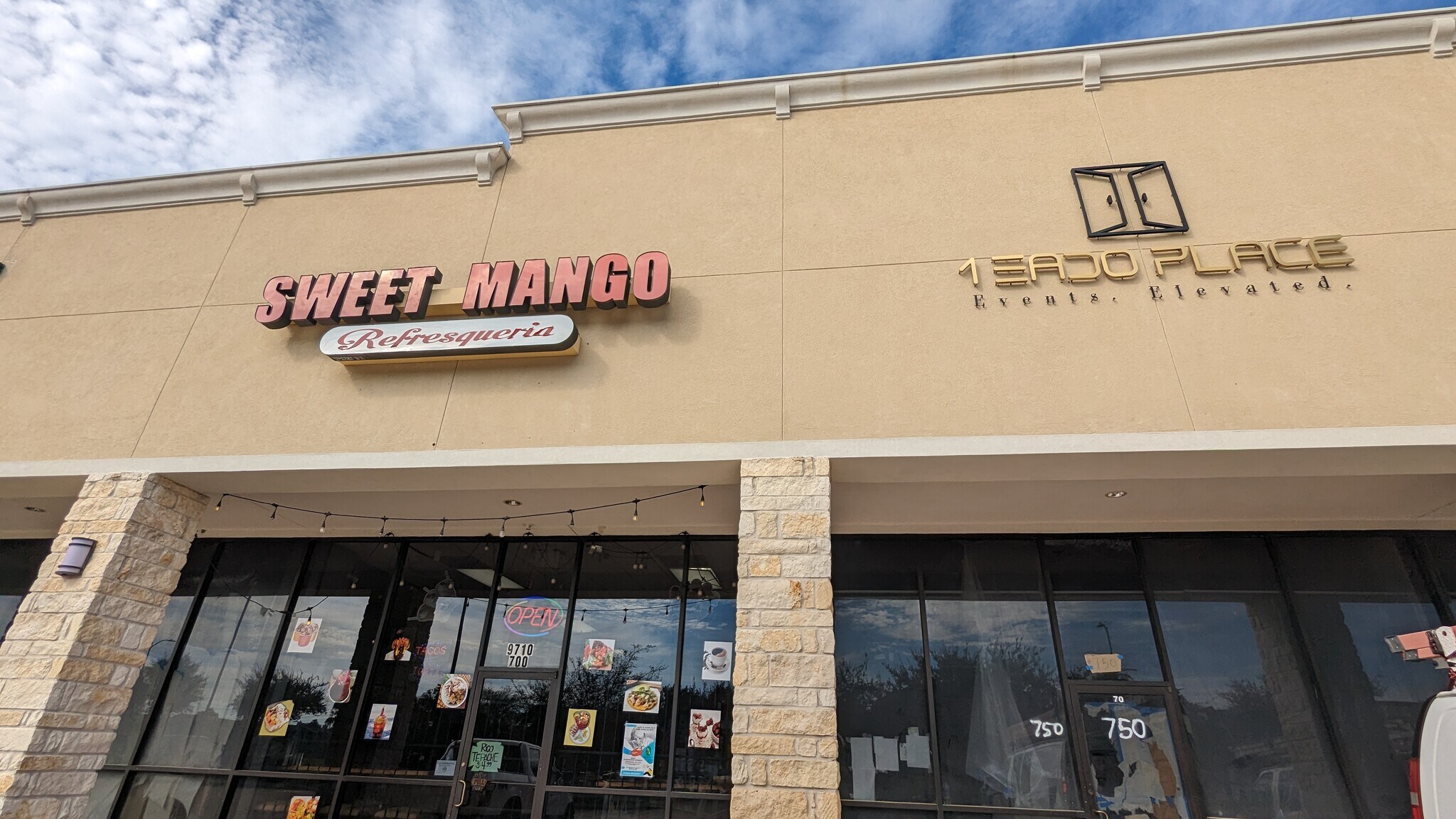 9710 S Kirkwood Rd, Houston, TX à louer Photo principale– Image 1 sur 15