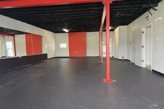 5251 S Dale Mabry Hwy, Tampa, FL à louer Photo intérieure– Image 1 sur 7