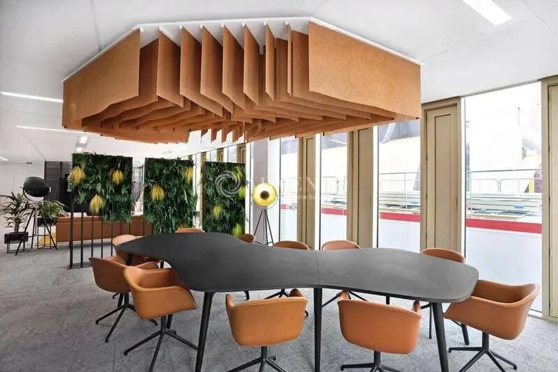 Bureau dans Saint-Ouen-sur-Seine à louer - Photo de l’immeuble – Image 2 sur 5