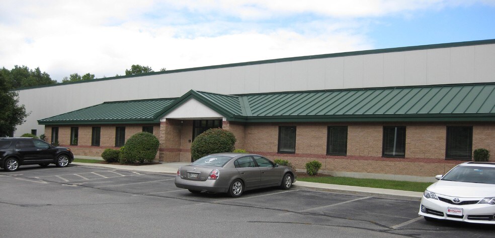 27 Production Dr, Dover, NH à louer - Photo de l’immeuble – Image 2 sur 13