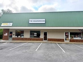 805 Sunset Dr, Johnson City, TN à louer Photo intérieure– Image 1 sur 6