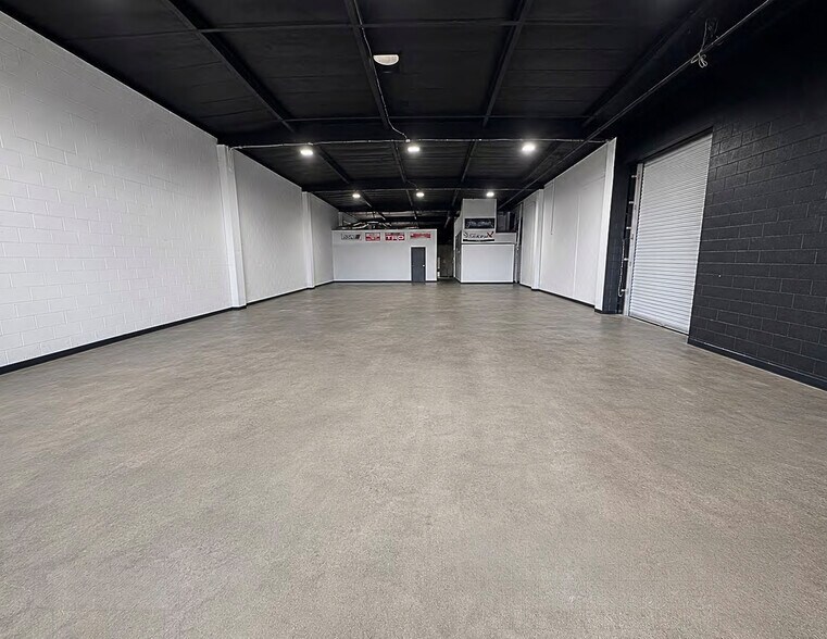 353 S Clarence St, Los Angeles, CA à louer - Photo de l’immeuble – Image 1 sur 4