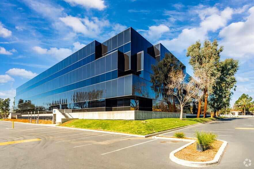 2850 Ocean Park Blvd, Santa Monica, CA à louer - Photo de l’immeuble – Image 1 sur 15