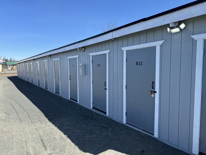 330 Airport Way, Kenai, AK à vendre - Photo de l’immeuble – Image 1 sur 7