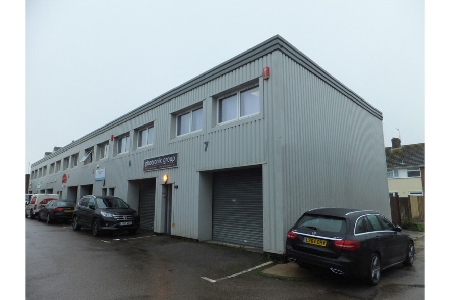 Thesiger Clos, Worthing à louer - Photo de l’immeuble – Image 2 sur 9