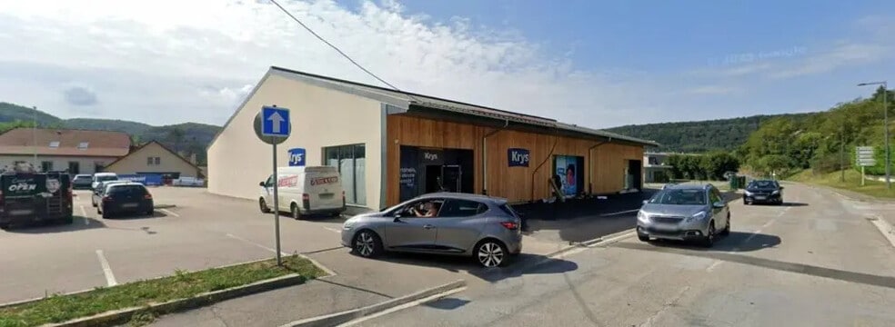 Local commercial dans Ornans à louer - Photo de l’immeuble – Image 3 sur 6