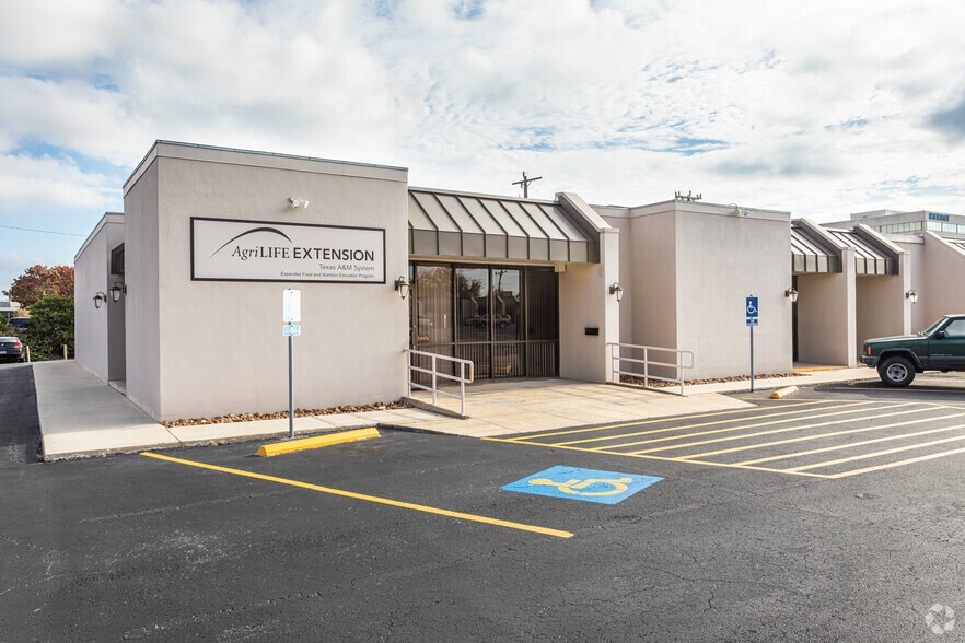 8800-8844 Tradeway St, San Antonio, TX à louer - Photo de l’immeuble – Image 1 sur 6