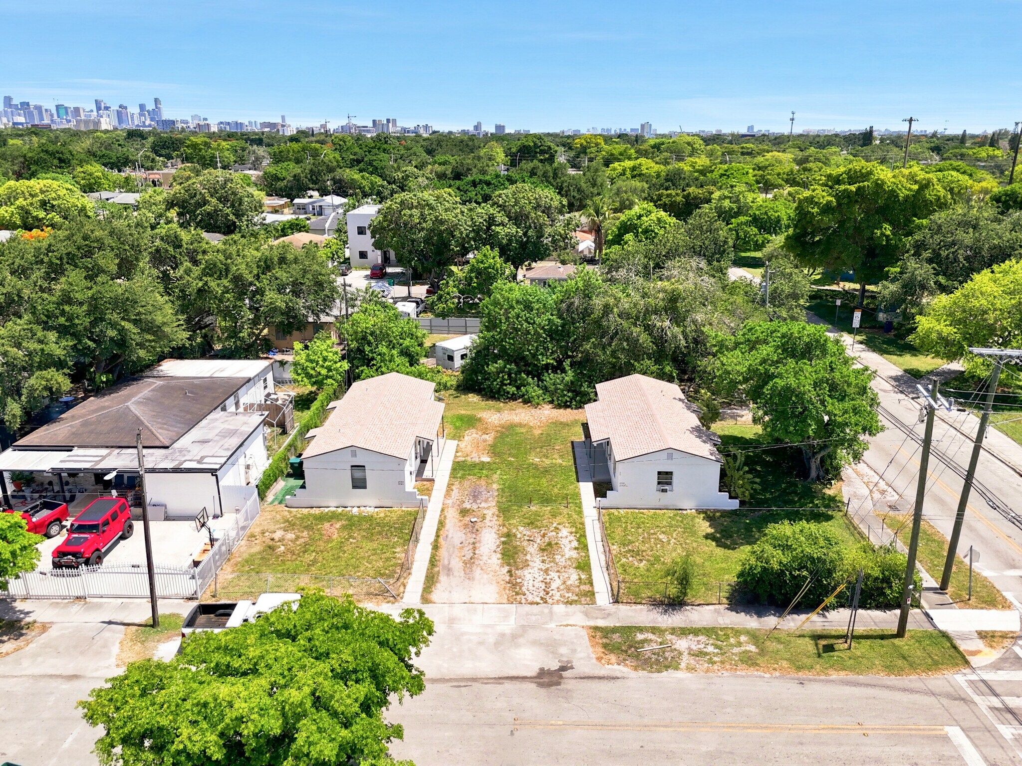 1992 NW 56th St, Miami, FL à vendre Photo principale– Image 1 sur 42