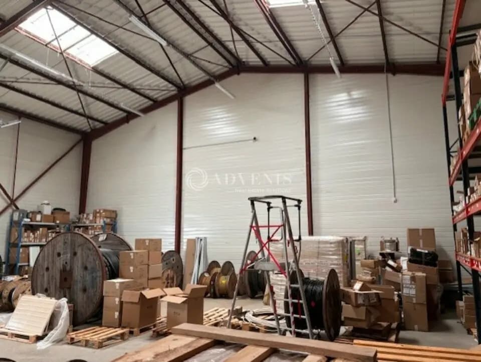 Local d’activités dans Le Mans à louer Photo de l’immeuble– Image 1 sur 4