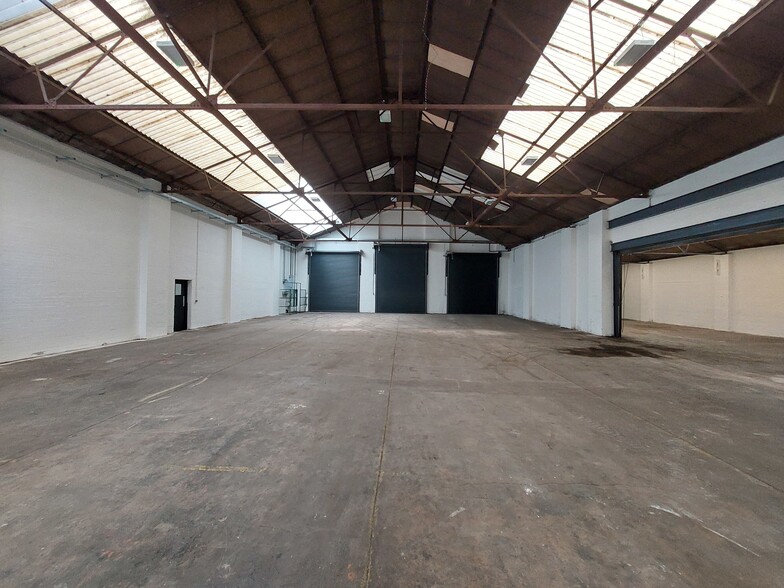 8A-8C Oldbury Rd, West Bromwich à louer - Photo de l’immeuble – Image 3 sur 9