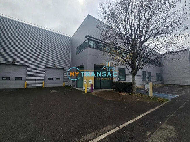 Plus de détails pour Industriel/Logistique à louer