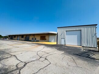 Plus de détails pour 3215 Sheridan Building 16 Rd, Tulsa, OK - Local d'activités à louer