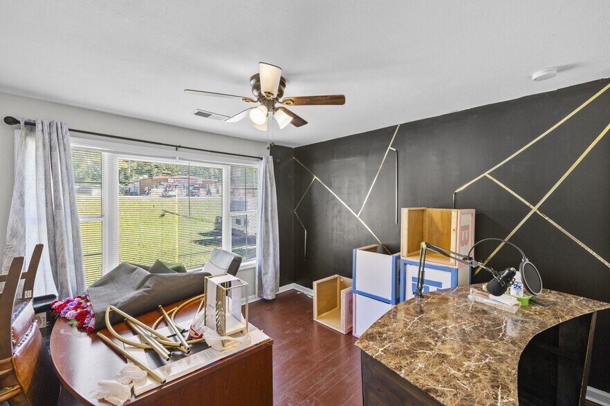 7879 N Main St, Jonesboro, GA à vendre - Photo de l’immeuble – Image 2 sur 8