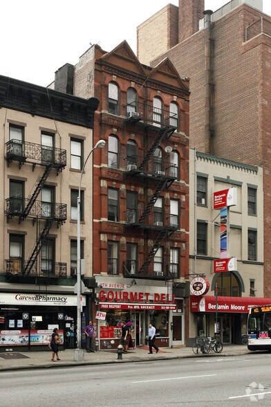 769 Ninth Ave, New York, NY à louer - Photo principale – Image 1 sur 3
