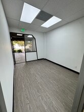 23930-23978 Craftsman Rd, Calabasas, CA à louer Photo intérieure– Image 1 sur 7