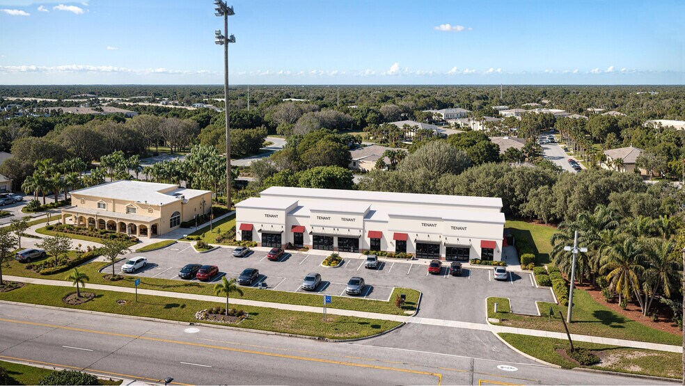 8825 SE FEDERAL Hwy, Hobe Sound, FL à vendre - Photo de l’immeuble – Image 3 sur 10