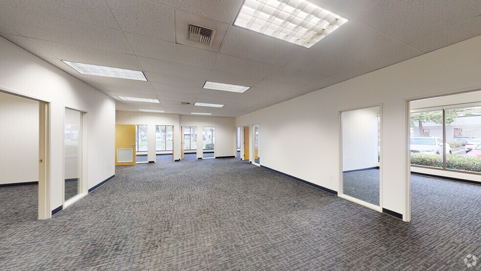 8362-8380 SW Nimbus Ave, Beaverton, OR à louer - Numérisation 3D Matterport – Image 3 sur 20