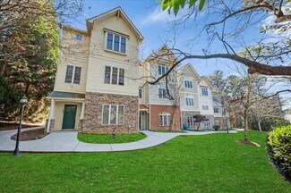 Plus de détails pour 110-160 Garrison Walk, Roswell, GA - Logement à vendre