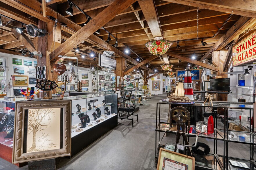 736 Texas Palmyra Hwy, White Mills, PA à vendre - Photo intérieure – Image 3 sur 53