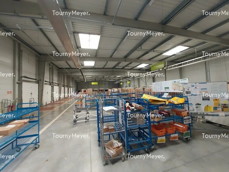 Local d’activités dans Orvault à louer - Photo de l’immeuble – Image 3 sur 8