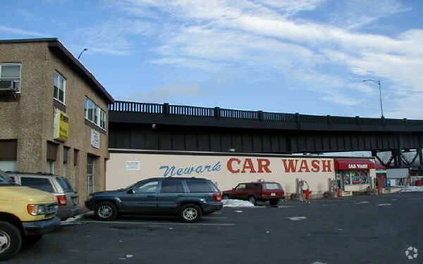 203-221 Raymond Blvd, Newark, NJ à vendre - Photo de l’immeuble – Image 3 sur 3