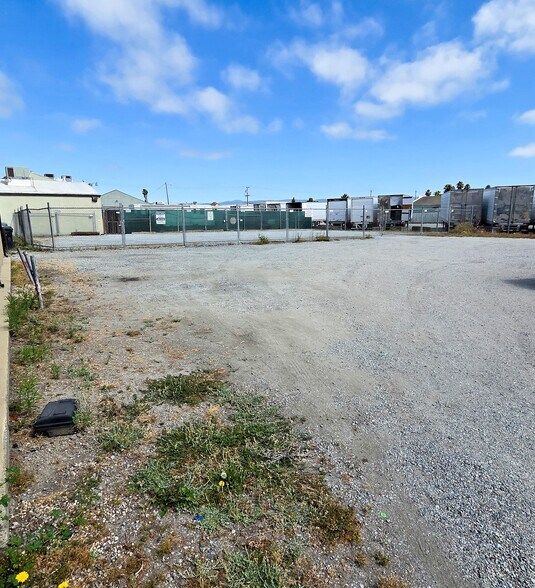 163 W Lake Ave, Watsonville, CA à vendre - Photo de la construction – Image 2 sur 5