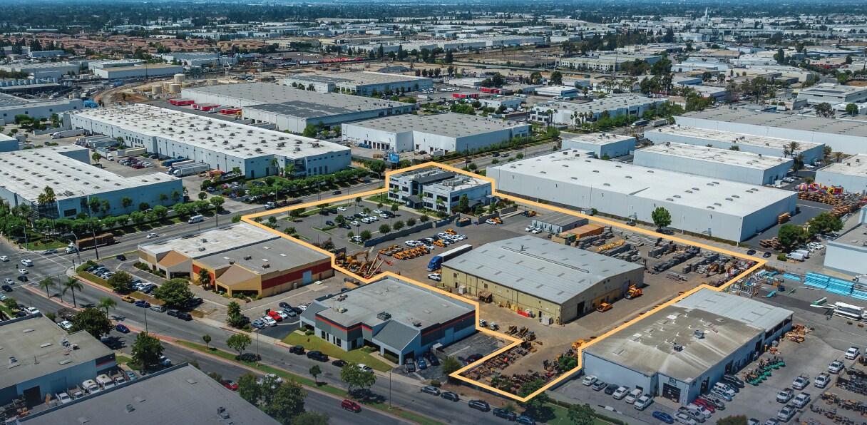 10704 Shoemaker Ave, Santa Fe Springs, CA à vendre Photo de l’immeuble– Image 1 sur 6