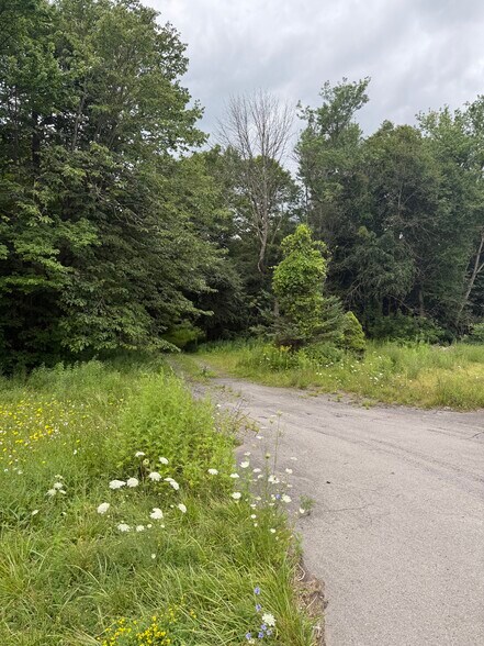 2842 NY-5, Frankfort, NY à vendre - Photo de l’immeuble – Image 3 sur 6