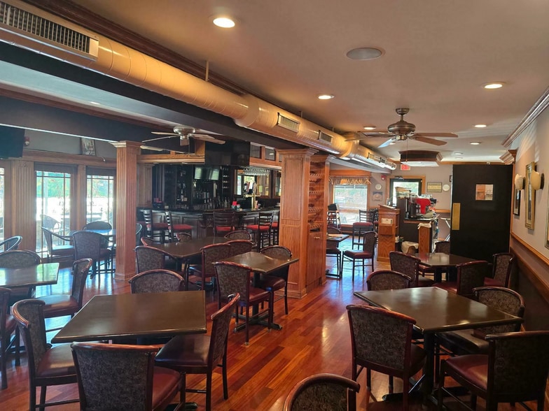 8116 S Archer Ave, Willow Springs, IL à vendre - Photo intérieure – Image 3 sur 15