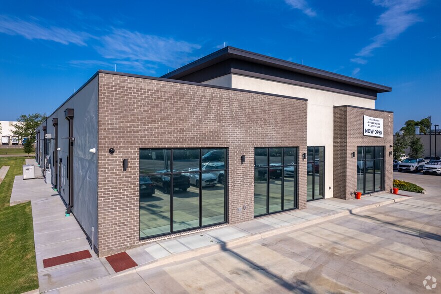 2271 Highway 77 Hwy, Waxahachie, TX à louer - Photo de l’immeuble – Image 2 sur 4