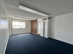 18045 Crenshaw Blvd, Torrance, CA à louer Photo intérieure– Image 1 sur 5