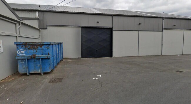 Plus de détails pour Industriel/Logistique à louer