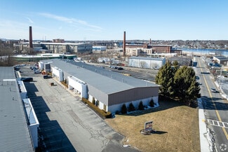 Plus de détails pour 221 Weaver St, Fall River, MA - Local d'activités, Industriel/Logistique à louer