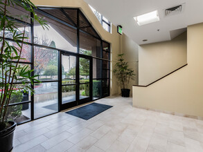 100 Cross St, San Luis Obispo, CA à louer Photo intérieure– Image 1 sur 2