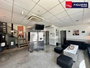 12 Allée Des Informaticiens, Aix-en-Provence à louer Photo de l’immeuble– Image 1 sur 5