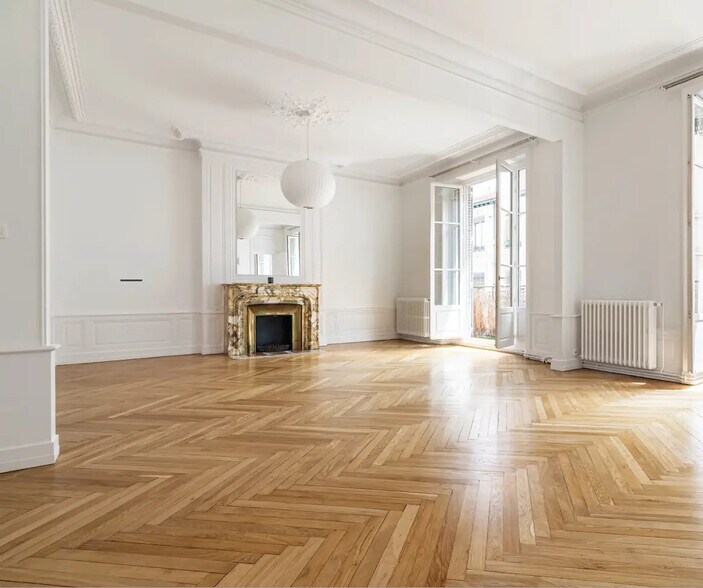 Bureau dans Paris à louer - Photo de l’immeuble – Image 1 sur 5