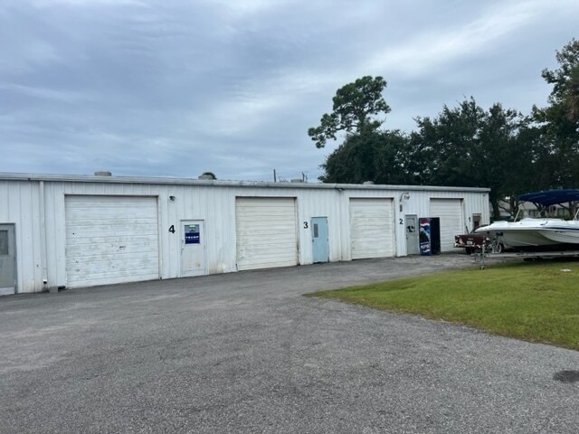 326 S Yonge St, Ormond Beach, FL à louer - Photo de l’immeuble – Image 1 sur 5