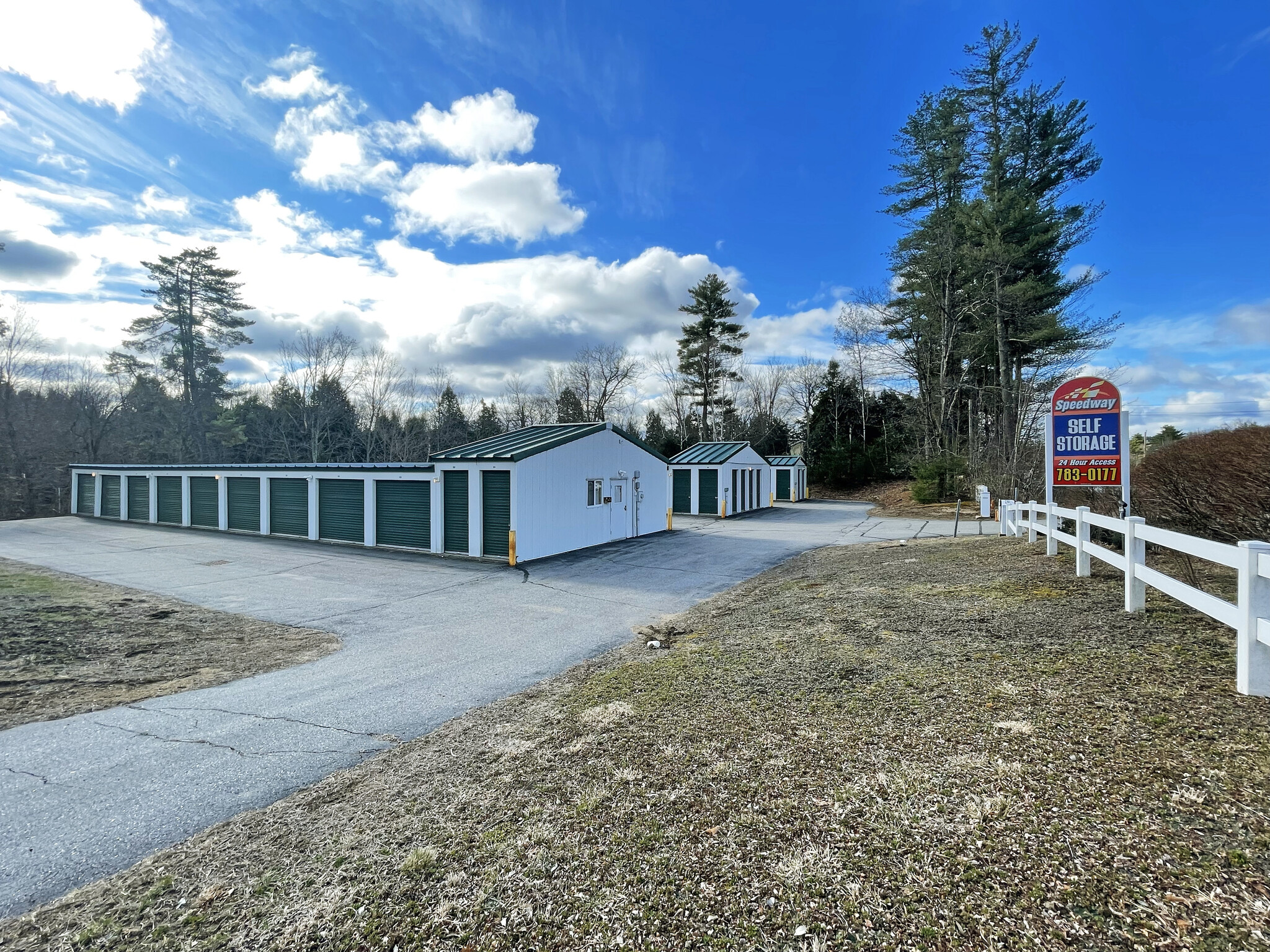 966 Route 106 N, Loudon, NH à vendre Photo principale– Image 1 sur 5