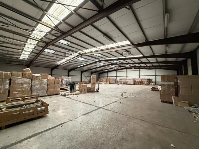 Plus de détails pour 56 Rue Kléber, Woincourt - Industriel/Logistique à vendre
