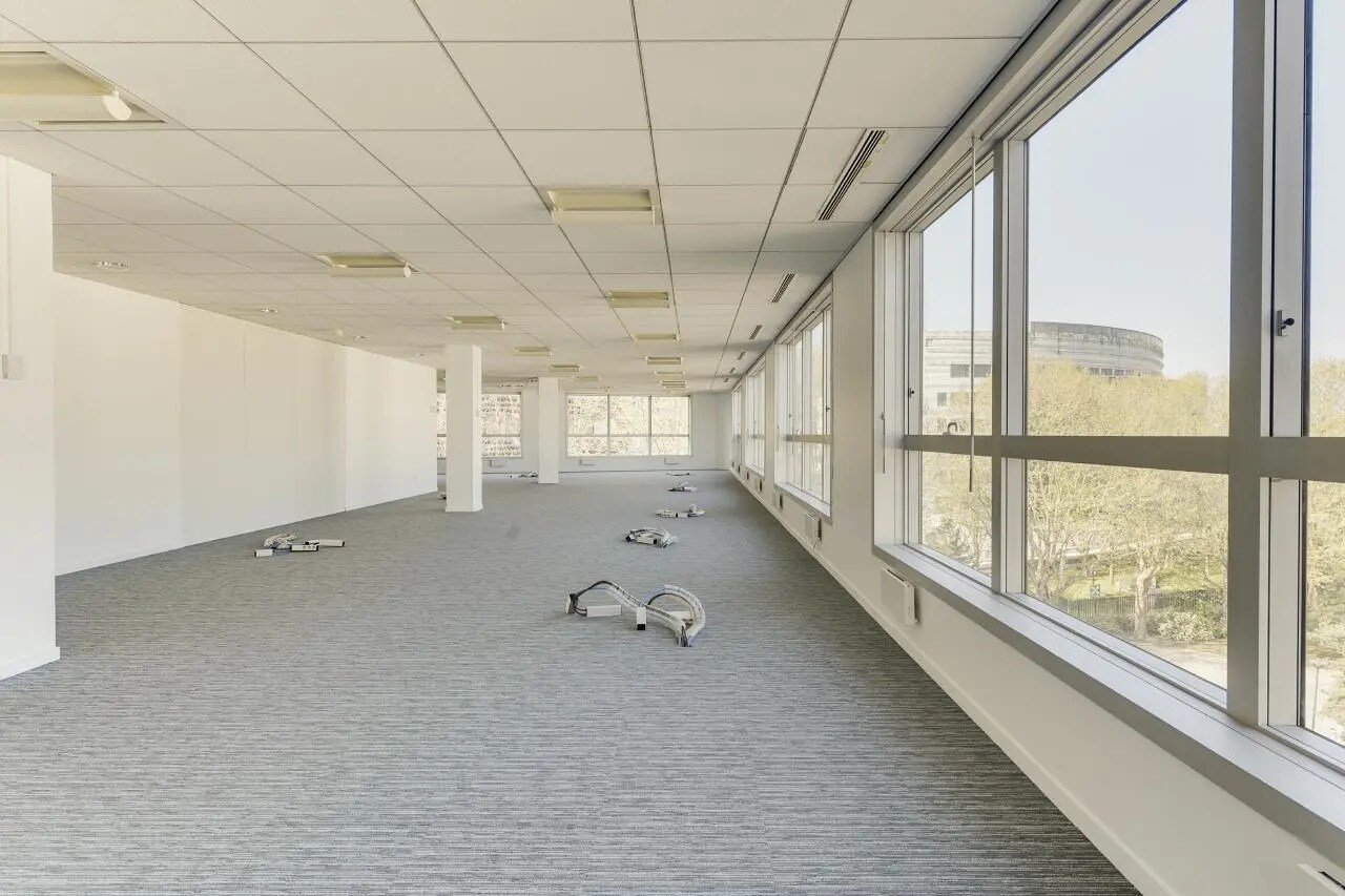 Local d’activités dans Saint-Denis à louer Photo intérieure– Image 1 sur 13