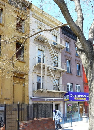 Plus de détails pour 449 Malcolm X Blvd, New York, NY - Bureau/Local commercial à louer